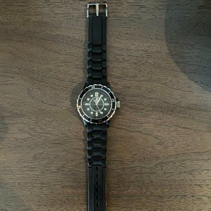 Black Eddie Bauer Watych